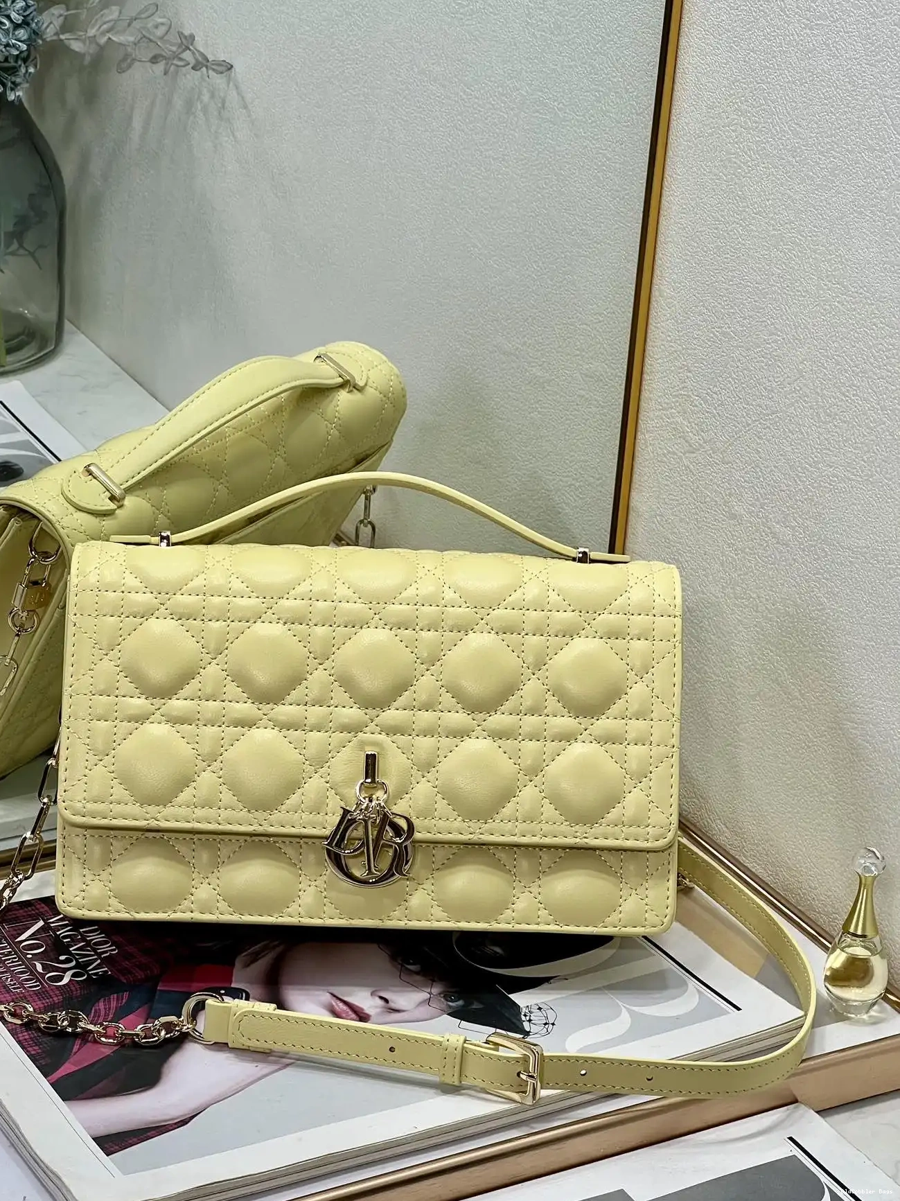 DIRO-24*14*7.5CM LADY 0704